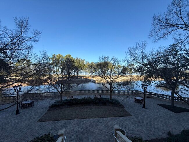 Building Photo - 404 Kelly Plantation Dr