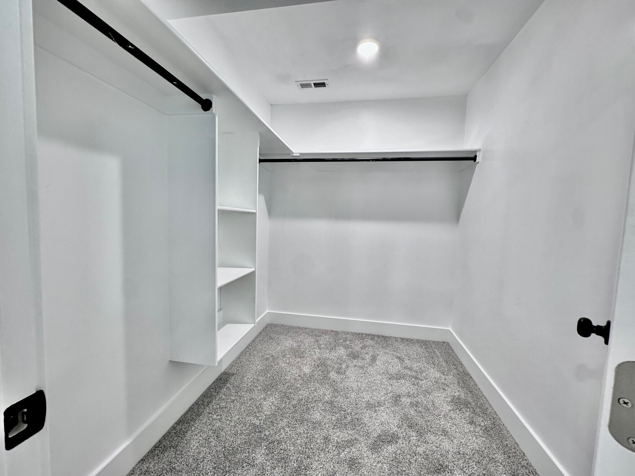 Building Photo - 3217 E Reynard Ln