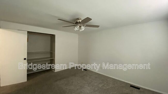 Building Photo - 7701 Timbercrest Dr