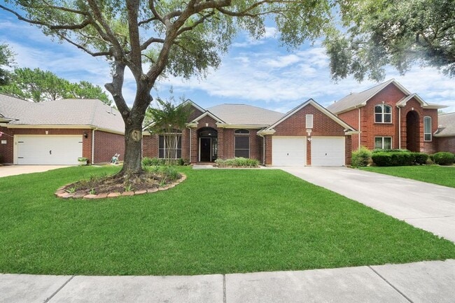 Building Photo - 21630 Live Oaks Spring Dr