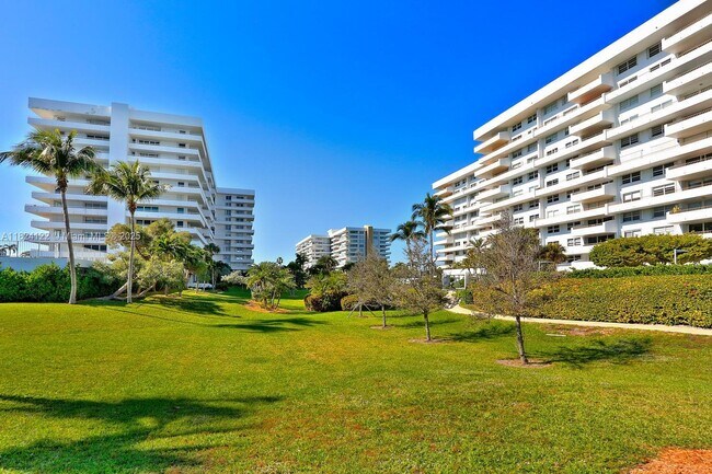 Building Photo - 177 Ocean Ln Dr