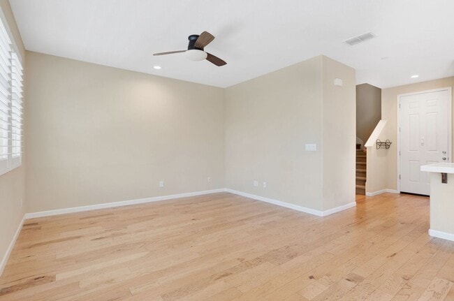 Building Photo - Beautiful East Davis Home