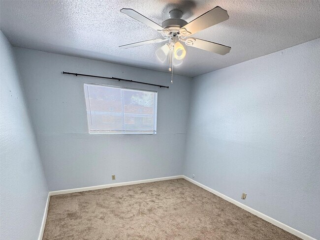 Building Photo - 11002 Hammerly Blvd