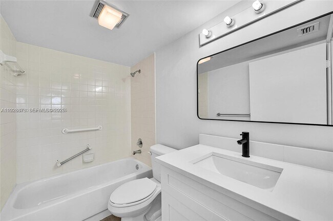 Building Photo - 1200 SW 124th Terrace