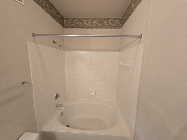 Building Photo - "Charming 1-Bedroom Condo Retreat in Tampa's Serene Villa View Circle"