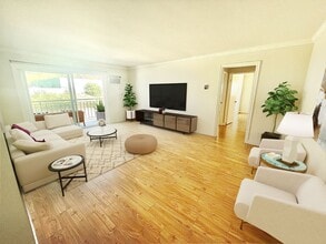 Building Photo - 9622 Lucerne Ave