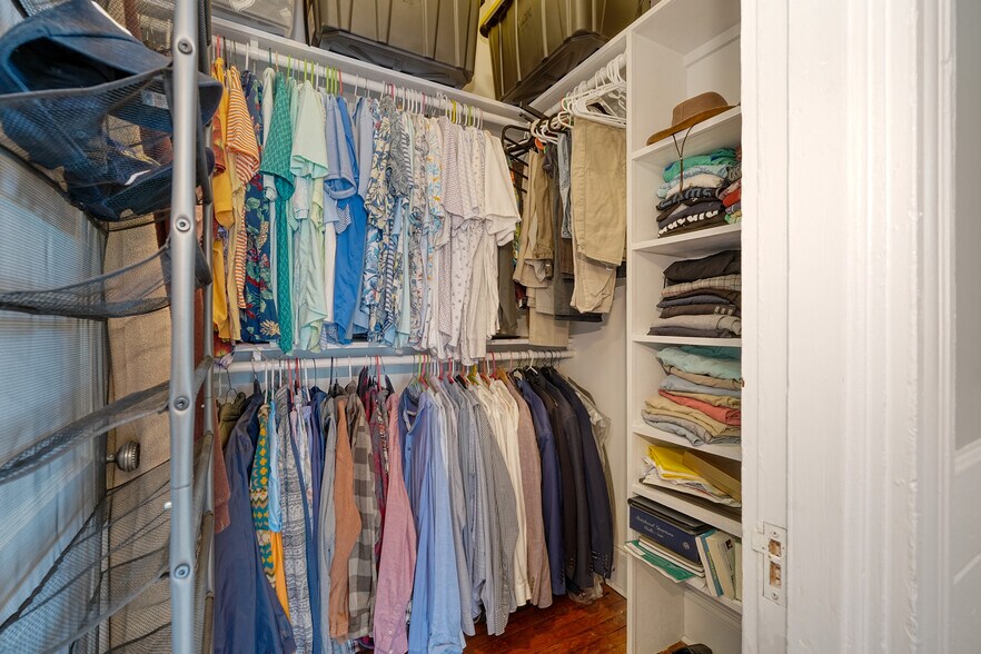 Building Photo - 312 N 5th Ave