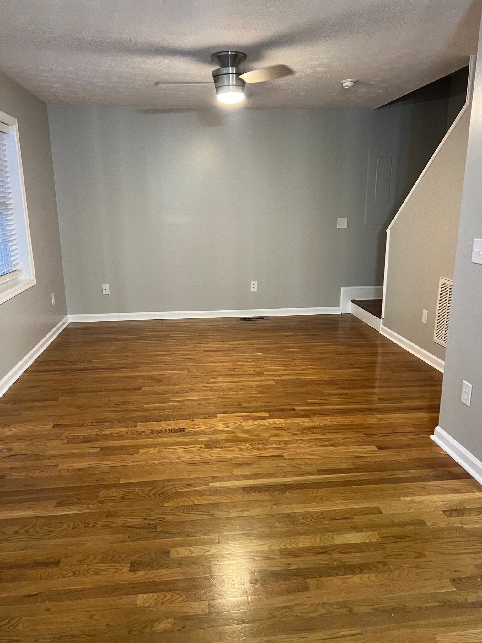 Building Photo - 635 D St