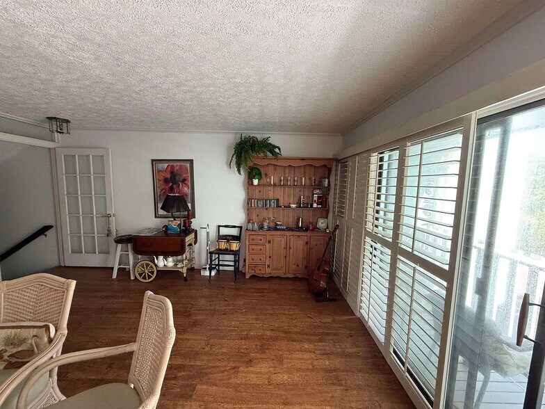 Great Room - Living Area - 3145 Coastal Hwy