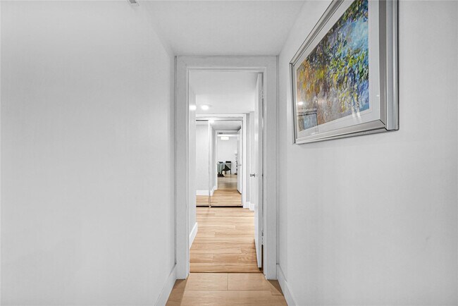 Building Photo - 3900 Galt Ocean Dr