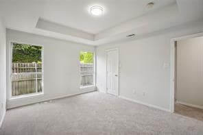 Building Photo - 2215 Hunters Run Dr
