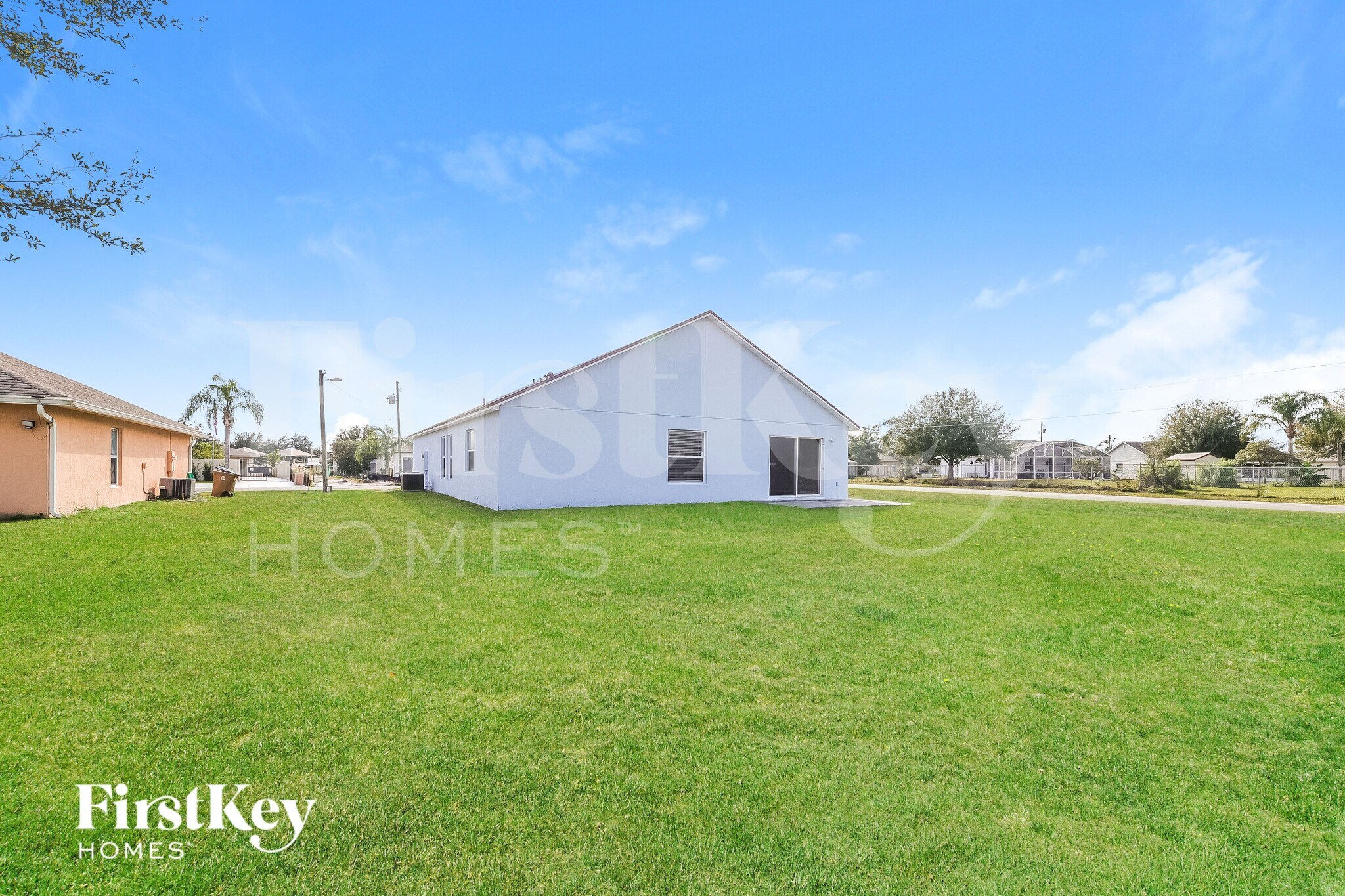 Building Photo - 984 Alsace Dr