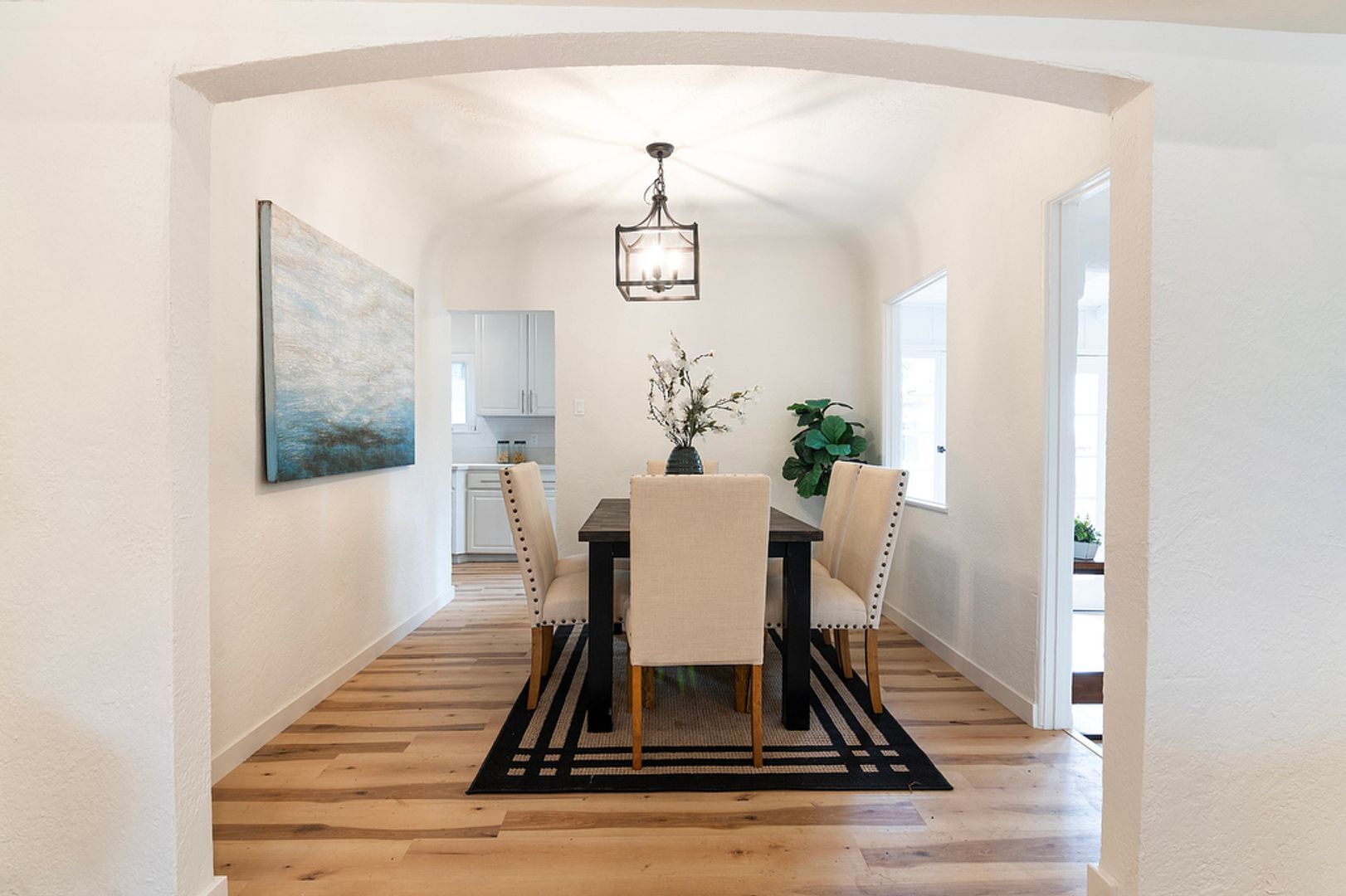 Building Photo - 15946 Hart St