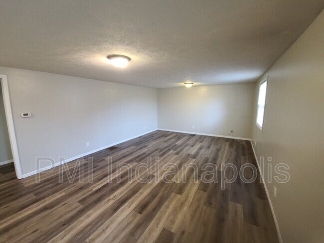 Building Photo - 1902 Rosemont Ave