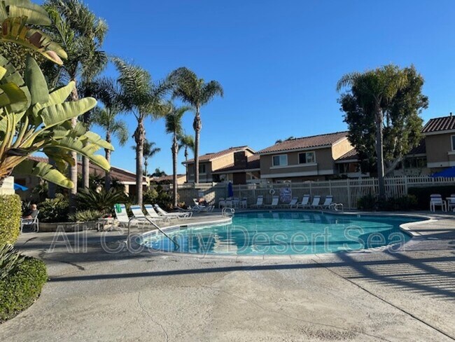 Building Photo - 7961 Southwind Cir