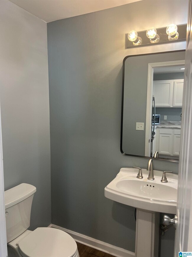 Building Photo - 2710 17th St S