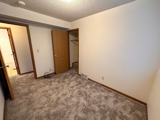Building Photo - 309 S Franklin Ave
