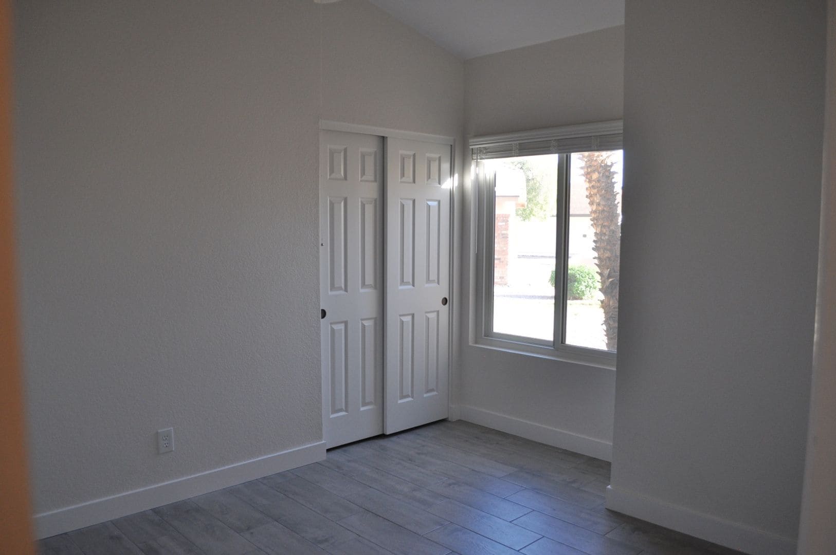 Building Photo - 10795 N 109th St