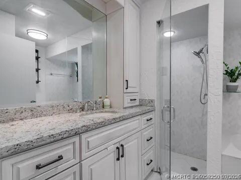 Building Photo - 20851 Boca Ridge Dr N