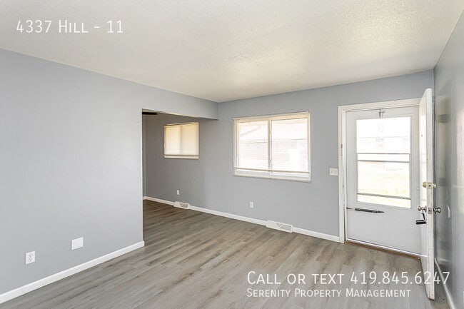 Building Photo - 4337 Hill-11