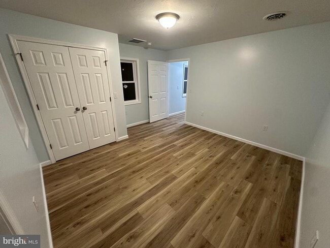 Building Photo - 40 Mt Hope Rd