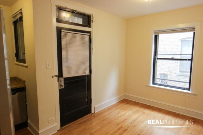 Primary Photo - 1 bedroom in CHICAGO IL 60625