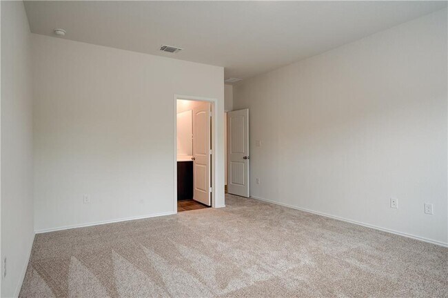 Building Photo - 14500 Fitzgibbon Dr