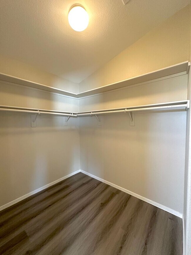 Building Photo - 9317 Hidden Harbor Ave