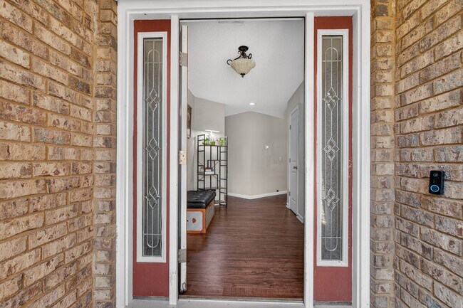 Building Photo - 31 Idus Ln