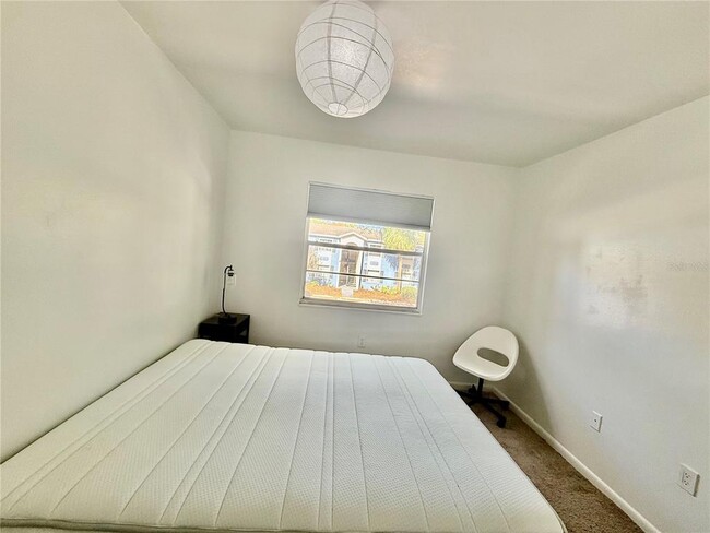 Building Photo - 2507 N Alafaya Trail