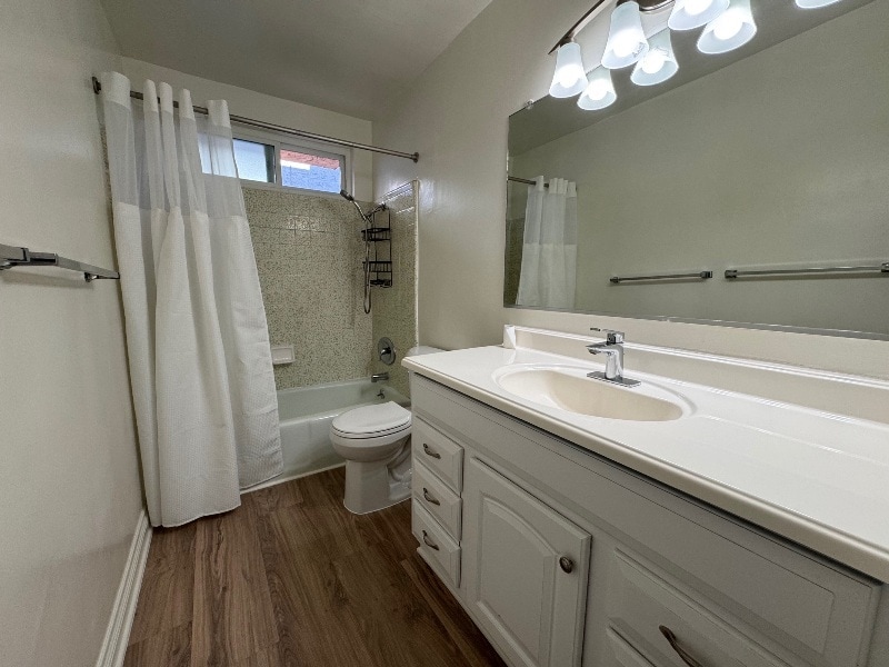 Building Photo - 613 N Guadalupe Ave