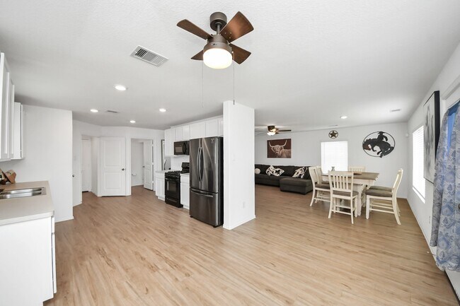 Building Photo - 26915 Wilderye Cv Ln