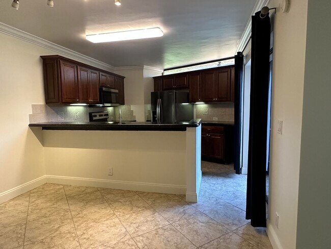 Building Photo - 8345 Trent Ct