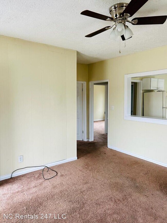 Building Photo - 2 br, 1 bath House - 1302 Cypress Street