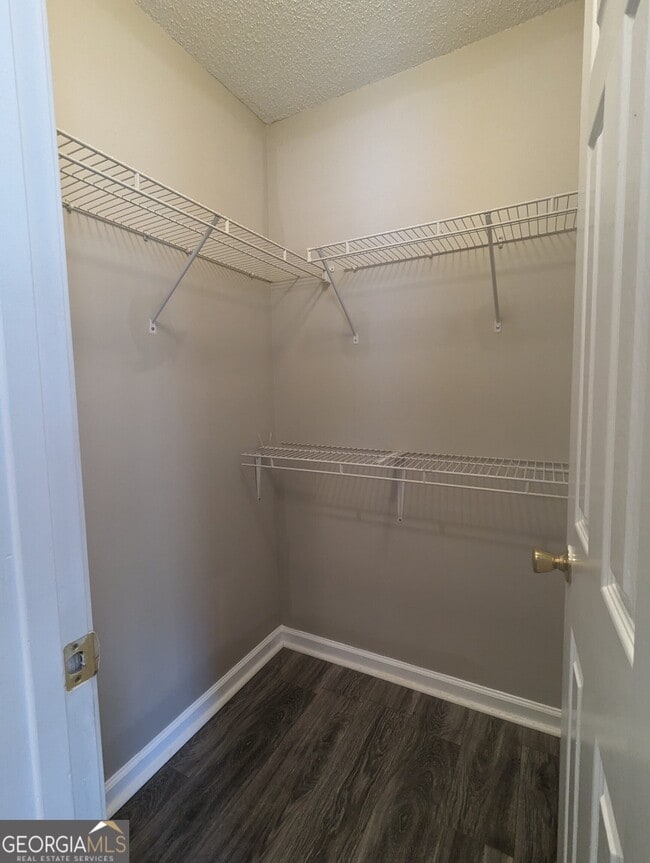 Building Photo - 6857 Mahonia Pl