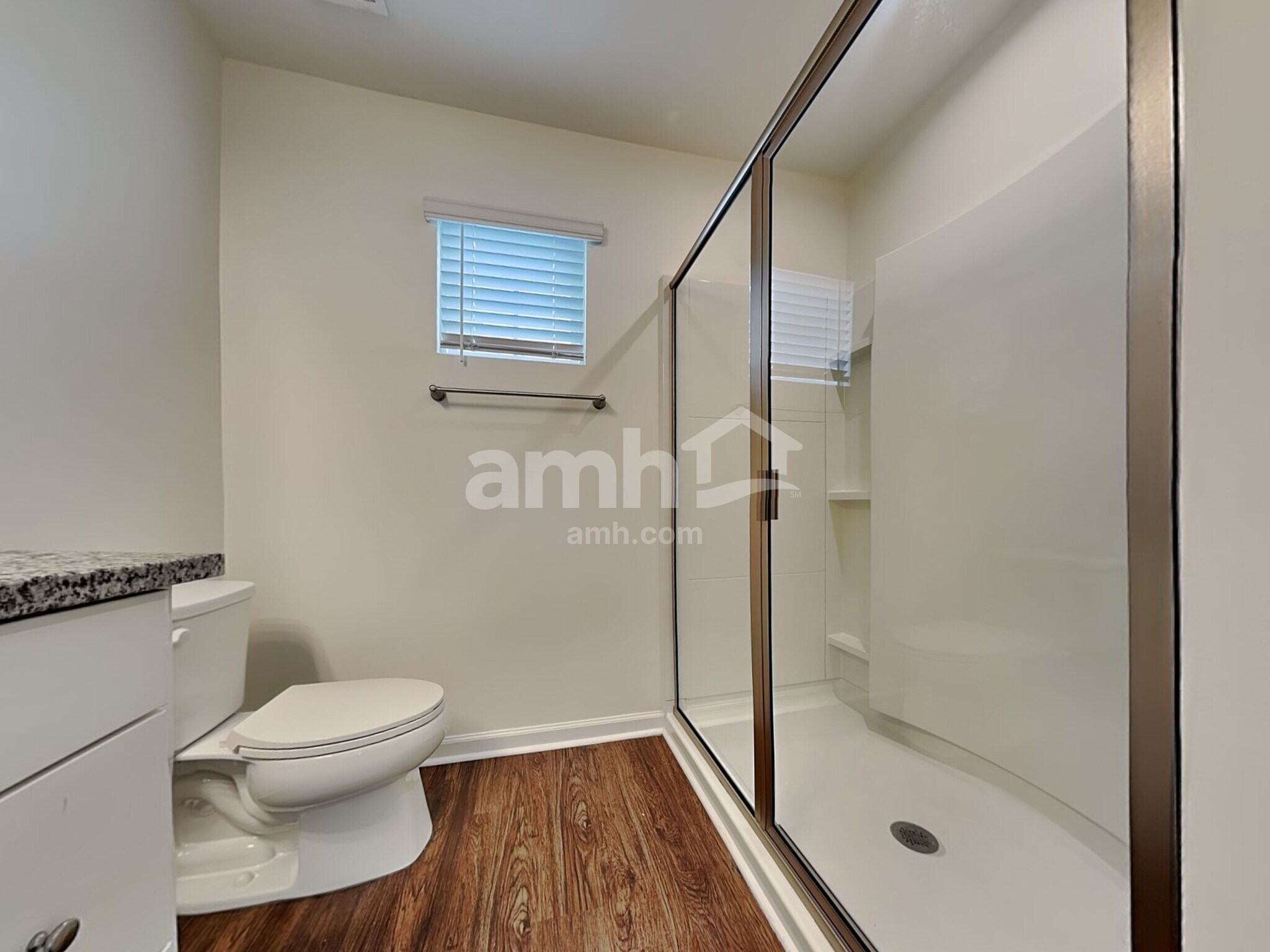 Building Photo - 648 Hamilton Park Dr