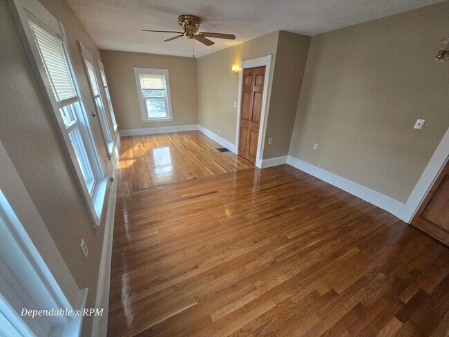 Building Photo - 232 Nahatan St