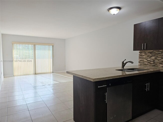 Building Photo - 14500 SW 88th Ave
