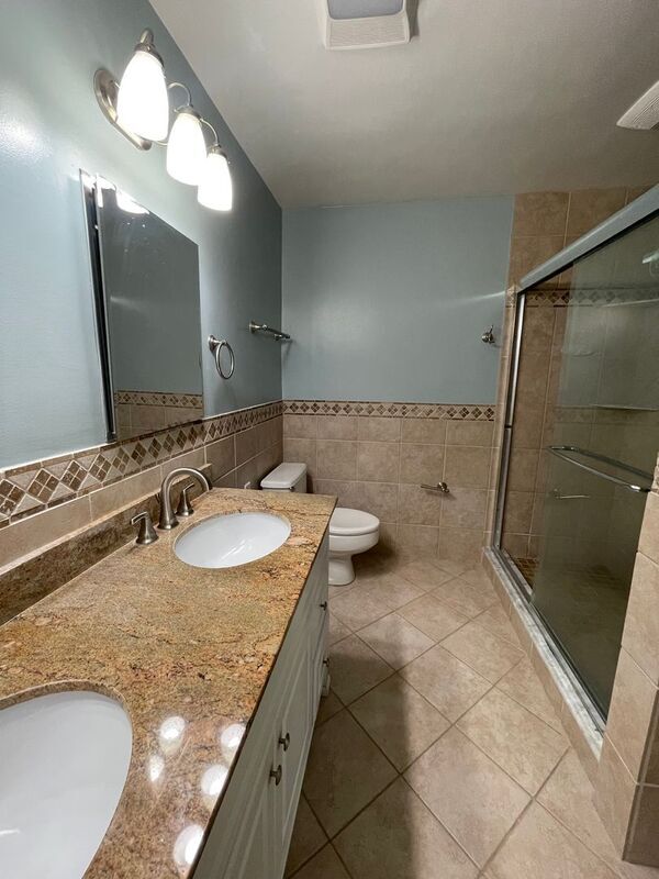 Building Photo - 2359 Boston St