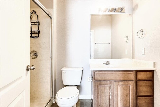 Building Photo - Beautiful 2 BR / 2.5 BA Home for Rent in K...