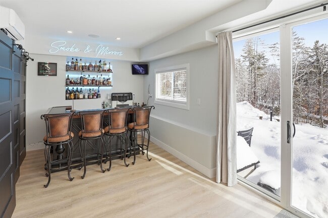 Building Photo - 253 Upper Mad River Rd