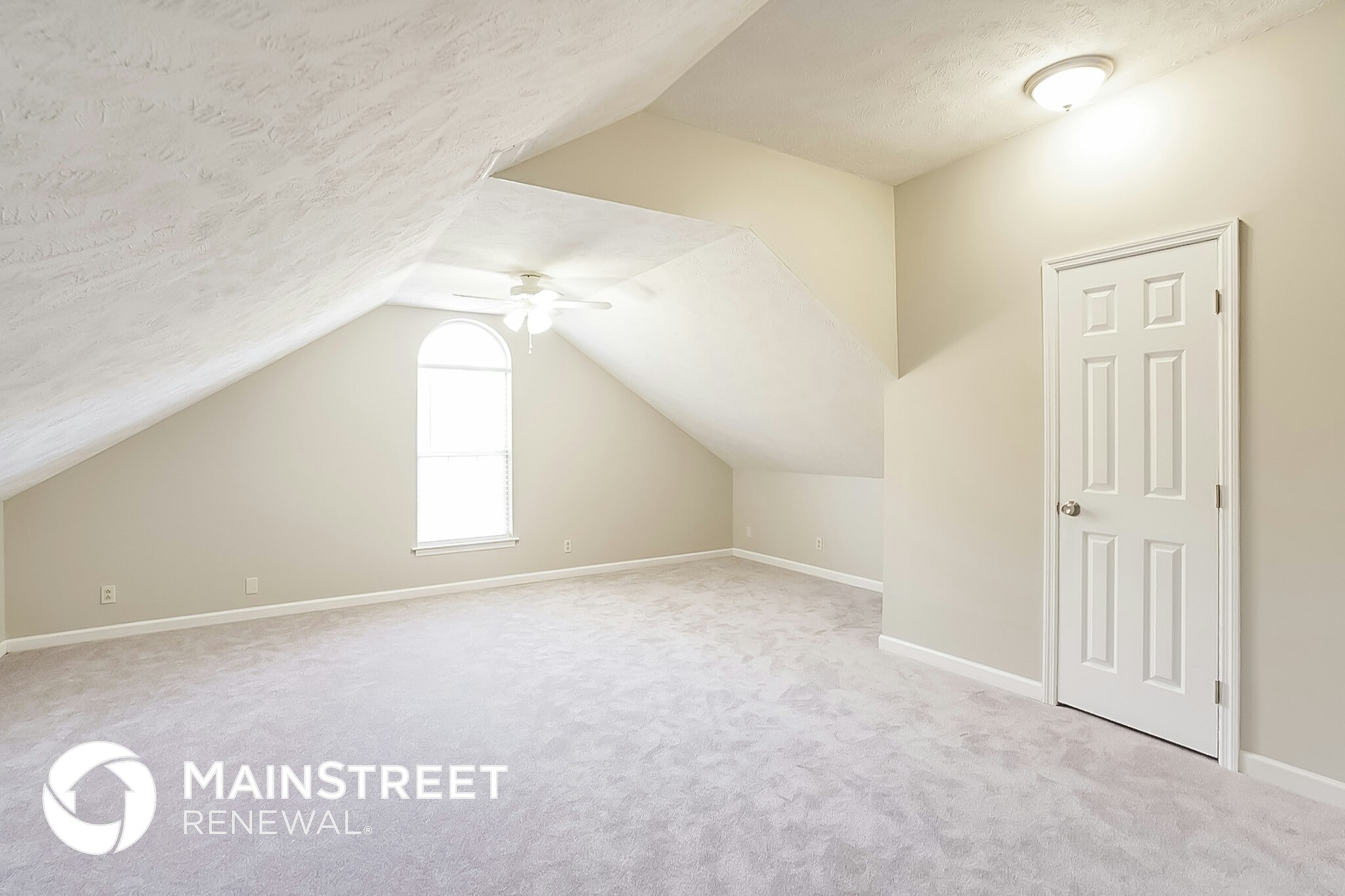Building Photo - 4068 Calumet Dr