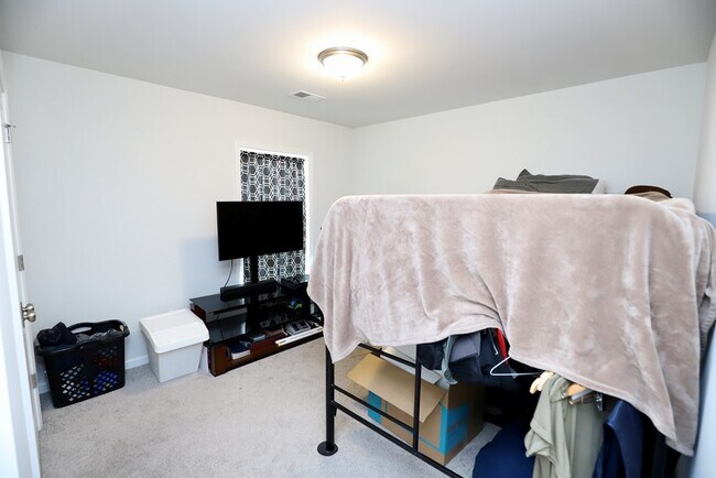Building Photo - 525 Kittiwake Ln