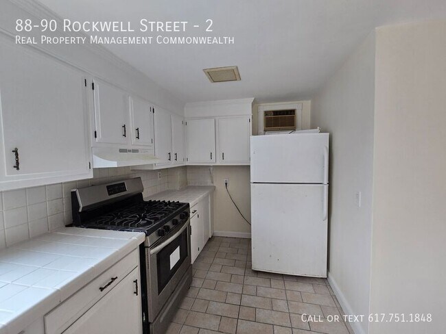 Building Photo - 88-90 Rockwell Street-2