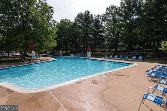 Building Photo - 3100 S Manchester St