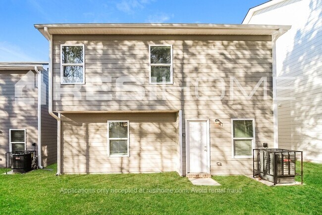 Building Photo - 159 Wellbrook Ct NE