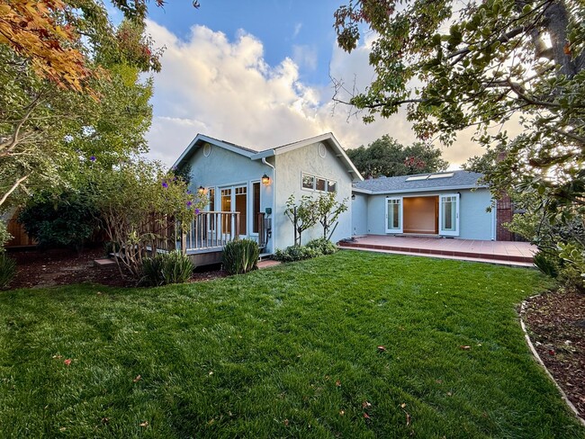 Building Photo - Beautifully Renovated Silicon Valley Home ...