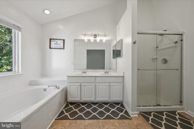 Building Photo - 4175 Vernoy Hills Rd