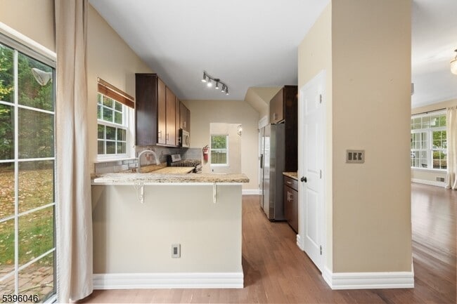 Building Photo - 2 Rider Terrace