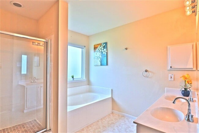 Building Photo - 3112 Wild Turkey Ln